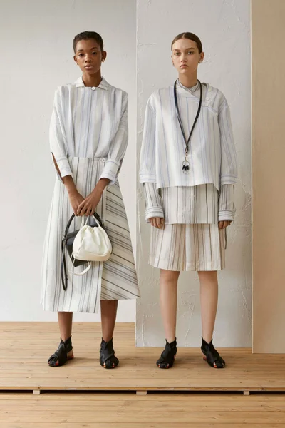 Look 8